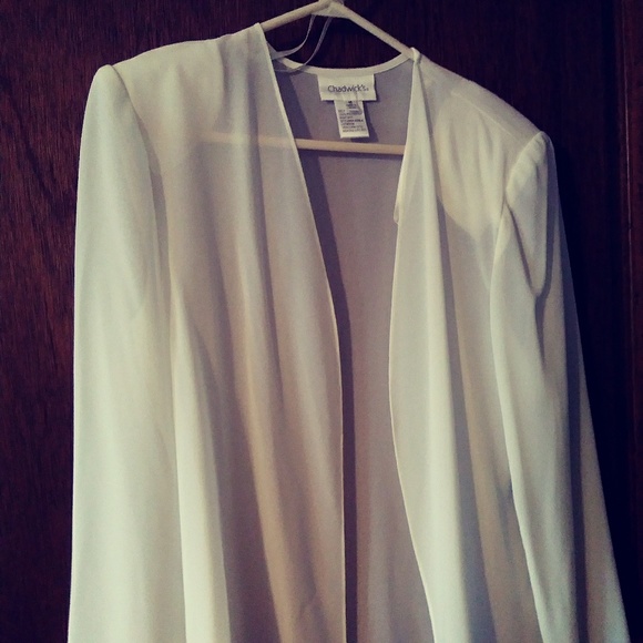 Elegant white pantsuit - Picture 6 of 7